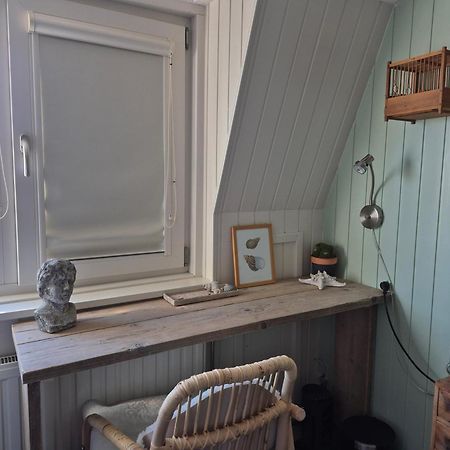 B&B De Wadvaarder Мидсланд Екстериор снимка